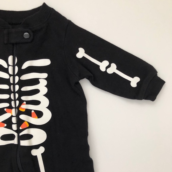 Baby Boy Skeleton Jumpsuit Newborn Size - Picture 2 of 5